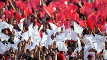 La hinchada de River en el Monumental, donde hubo un gran recibimiento. (AP Photo'/Natacha Pisarenko)