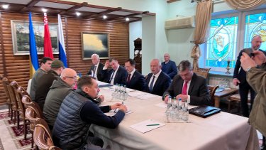 En la segunda reunión entre Rusia y Ucrania se acordaron cordones humanitarios.
