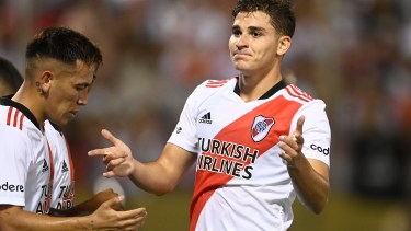 Julían Álvarez marcó el segundo de River, en la goleada a Laferrere.