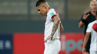 Paolo Guerrero se expresó en las redes sociales sobre lo ocurrido con Perú en Uruguay. 