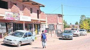 En Las Perlas trabajan por una energía más segura, pero las familias no regularizan el servicio