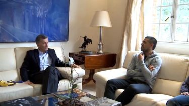 Mauricio Macri volvió a criticar a Riquelme por su gestión en Boca.