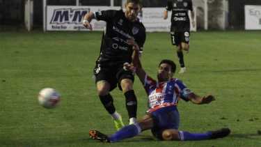 Britos fue uno de los refuerzos de Cipolletti en el mercado de pases. Hoy el Capataz será local en La Visera.