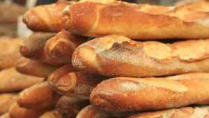 Inflación: acordaron mantener el precio del kilo de pan francés entre los $220 y $270