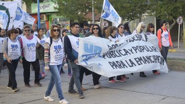 el gremio ATE se sumó al paro del jueves y anunció que habrá cortes de ruta. 