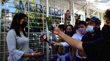 Los padres se acercarán nuevamente hasta el Consejo Escolar para reclamar por la separación de los cursos. Foto Emiliana Cantera