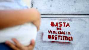Violencia obstétrica: suman más denuncias en Roca y piden que se cumpla la ley de Parto Humanizado