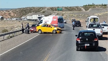 Un taxi protagonizó un incidente vial en la Autovía Norte. Foto: Gentileza