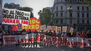 El acuerdo con el Fondo genera escepticismo social
