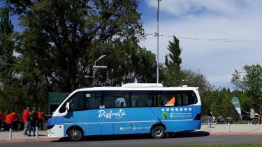 El minubus recorrerá la ciudad también durante Semana Santa. (Prensa Municipio).-