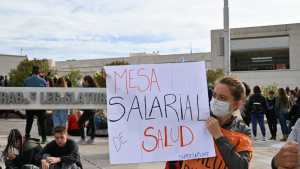 Paro en los hospitales de Neuquén por una mesa de Salud