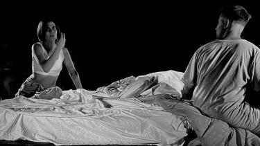 Ana Muzzin y Nicolás Caminiti protagonizan esta pieza del joven dramaturgo croata.