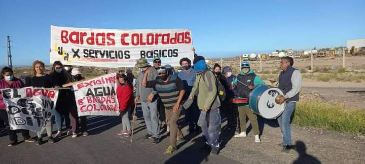 Levantaron el corte total en Bajada de Maida, en Neuquén, por reclamo ...
