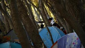 Toma de Valentina Sur de Neuquén: los propietarios se sienten «rehenes en su propia casa»