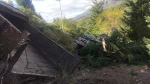 Tres muertos en un choque frontal en la ruta nacional 40, en El Foyel