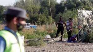 Gaido pidió a la policía el inmediato desalojo de la nueva toma en Neuquén capital