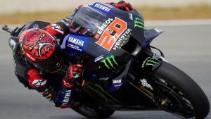 El campeón Quartararo logró la pole en MotoGP