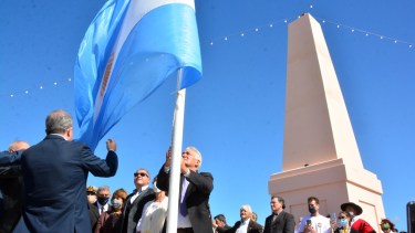En el predio de la Fiesta de la Soberanía se recreó el manolito que recuerda la Gesta de Marzo de 1827. Foto: Marcelo Ochoa.