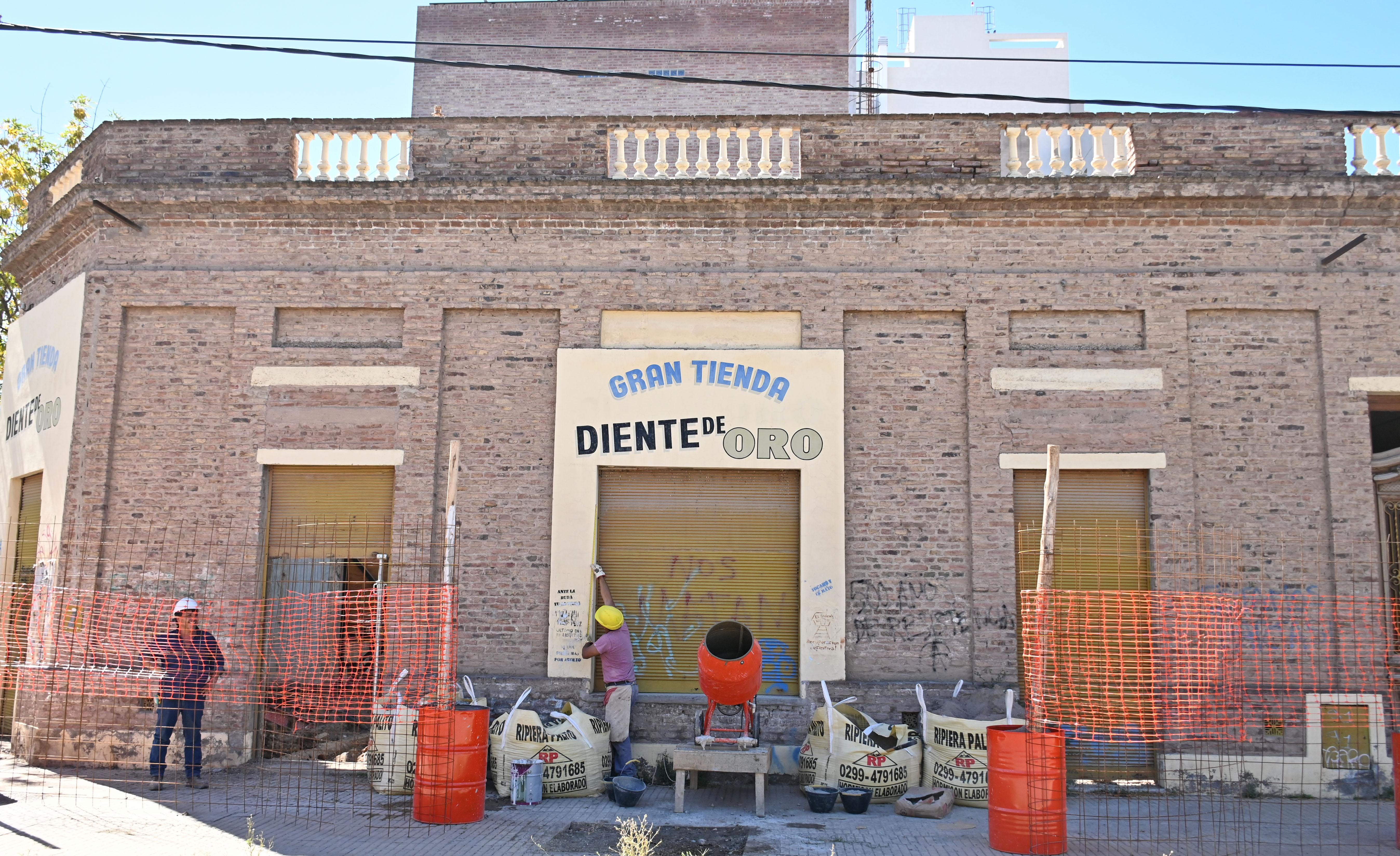 Los herederos cedieron los derechos al municipio en el año 1994 pero pusieron como condición mantener la fachada original. Foto: Flor Salto