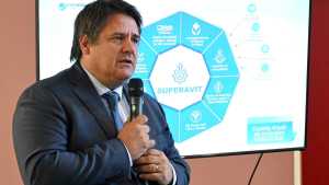 Gaido quiere traer una feria tecnológica a Neuquén para el aniversario 118 de la ciudad