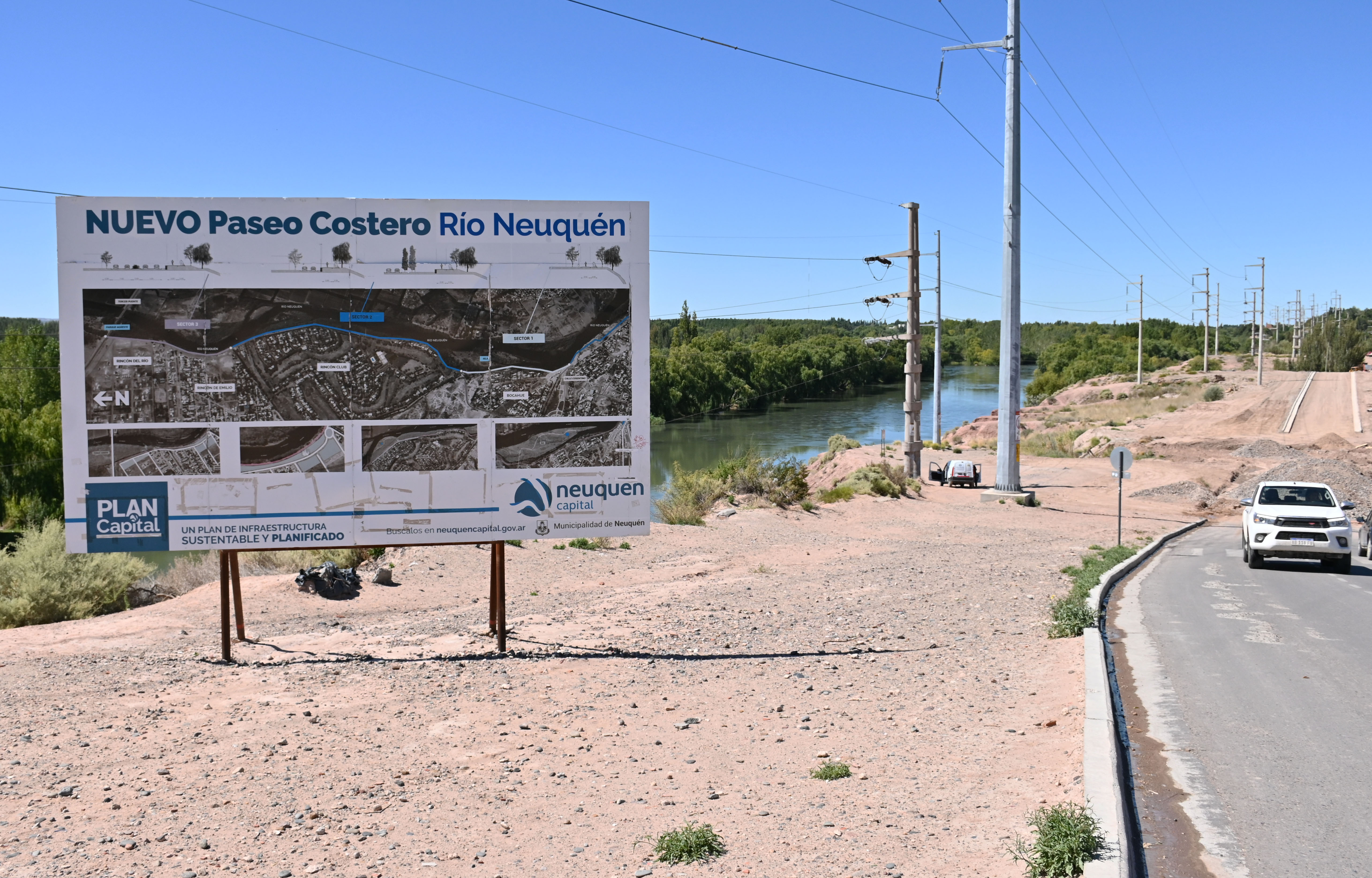 En Sapere, los 500 metros del paseo costero a la vera del río Neuquén estarán concluidos para el aniversario de la ciudad. (Florencia Salto)