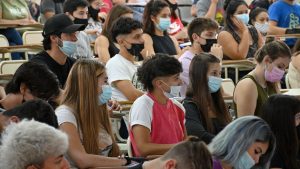 En la Universidad del Comahue también será optativo el uso de barbijo