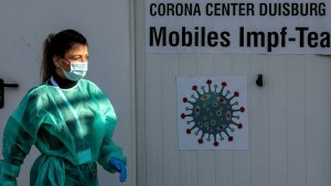 Alemania estudia hacer obligatoria la vacuna contra el coronavirus ante nuevo récord de casos