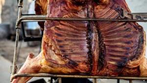 Zapala: la agenda para vivir la gran fiesta del asado a la estaca este finde