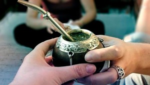 Qué va a pasar con el mate en la pospandemia: ¿se recluirá en la intimidad?