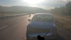 Dos mujeres sufrieron lesiones leves tras despistarse en la Ruta 22 en Regina