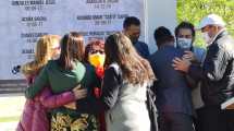 Imagen de Construyeron un nuevo cartel con el nombre de los desaparecidos de Cutral Co y Plaza Huincul