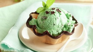 Para fanáticos: helado de menta granizada hecho en casa