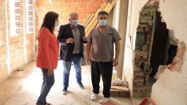 Carreras recorrió las obras en el hospital "Monteoliva". Foto: gentileza. 