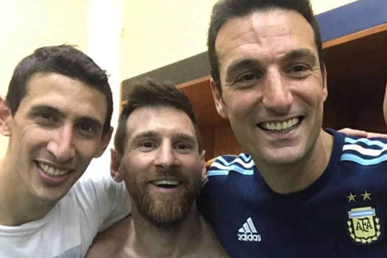 Scaloni, Messi y Di María llegaron a Londres junto con la selección argentina para enfrentar a Italia. Gentileza.