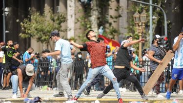 Ya son dos los manifestantes detenidos por los incidentes del viernes pasado. 