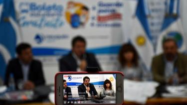 El equipo económico del intendente capitalino presentó la medición positiva de los dos primeros meses de 2022 (foto Matías Subat)