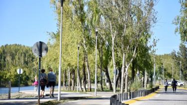 Inseguridad en el coqueto paseo costero de Neuquén