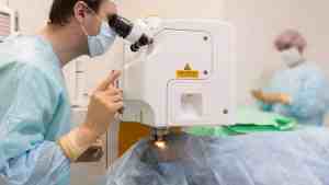 La importancia crucial de la cirugía de cataratas