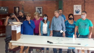 La nueva conducción del justicialismo de San Antonio, la única ciudad donde hubo elecciones. (Gentileza)