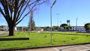 Instalaron juegos infantiles para completar la renovación de la plaza San Martín de Godoy