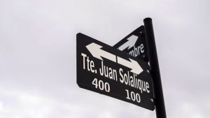 Una Q por una G le cambió el sentido a un homenaje en Neuquén