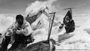 La secta nazi que vino a la Patagonia a buscar el Santo Grial