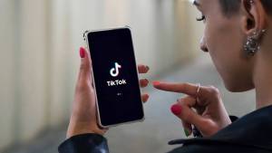 Cómo descargar videos de otros usuarios en TikTok