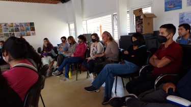 Viajaron a Villa Traful la directora de Ordenamiento Territorial del ministerio de Educación Andrea Pérez, el coordinador de Niveles y Modalidades, Héctor Colos y la directora general del Distrito IX del CPE, Sandra Touss.