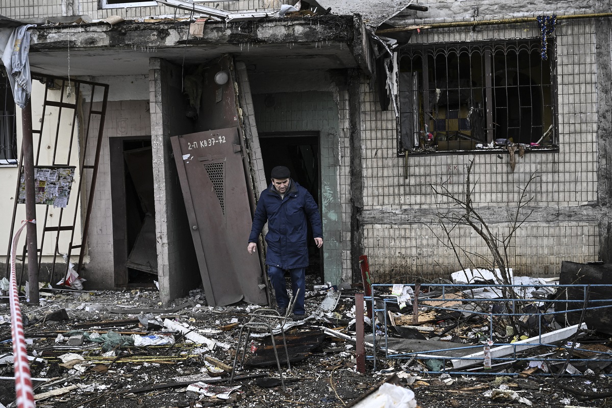 Mientras Rusia y Ucrania reanudaban las conversaciones, seguían los bombardeos. Foto AFP.