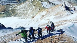 Domuyo montaña elegida: miles de turistas ascendieron al techo de la Patagonia