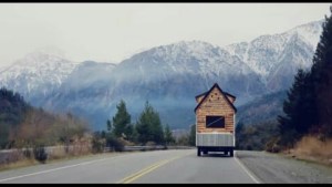 Pequeñas casas sobre ruedas: cómo se hizo la Tiny House que enamora en Colonia Suiza