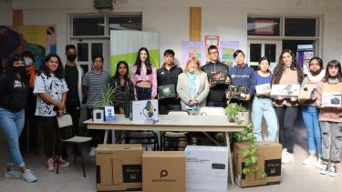 La entrega de equipamiento corresponde a diferentes programas provinciales. Foto Gentileza. 