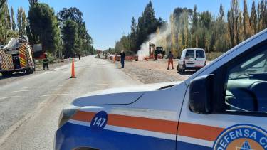 Antes de la medianoche, el Municipio de Centenario informó que se levantaba el corte de la Ruta 7. (https://www.facebook.com/municentenario).-