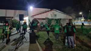 Con un acampe frente a la sede de Senaf, ATE protestó en Roca